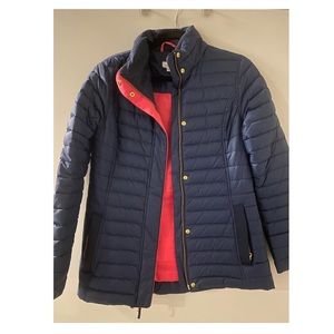 Womens vineyard vines puffer jacket
